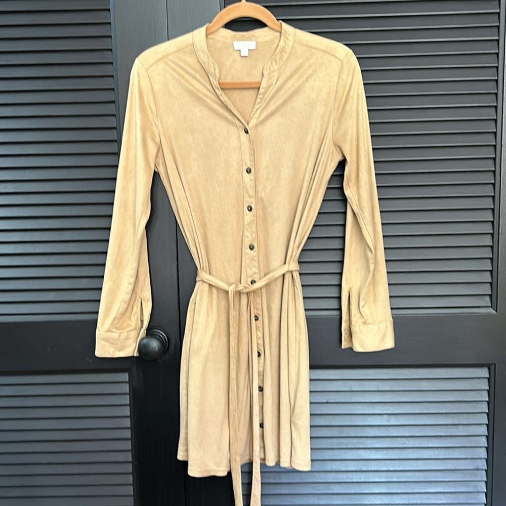Women's Long Sleeve Shirt Dress in Beige / Tan - Classic Belted Style